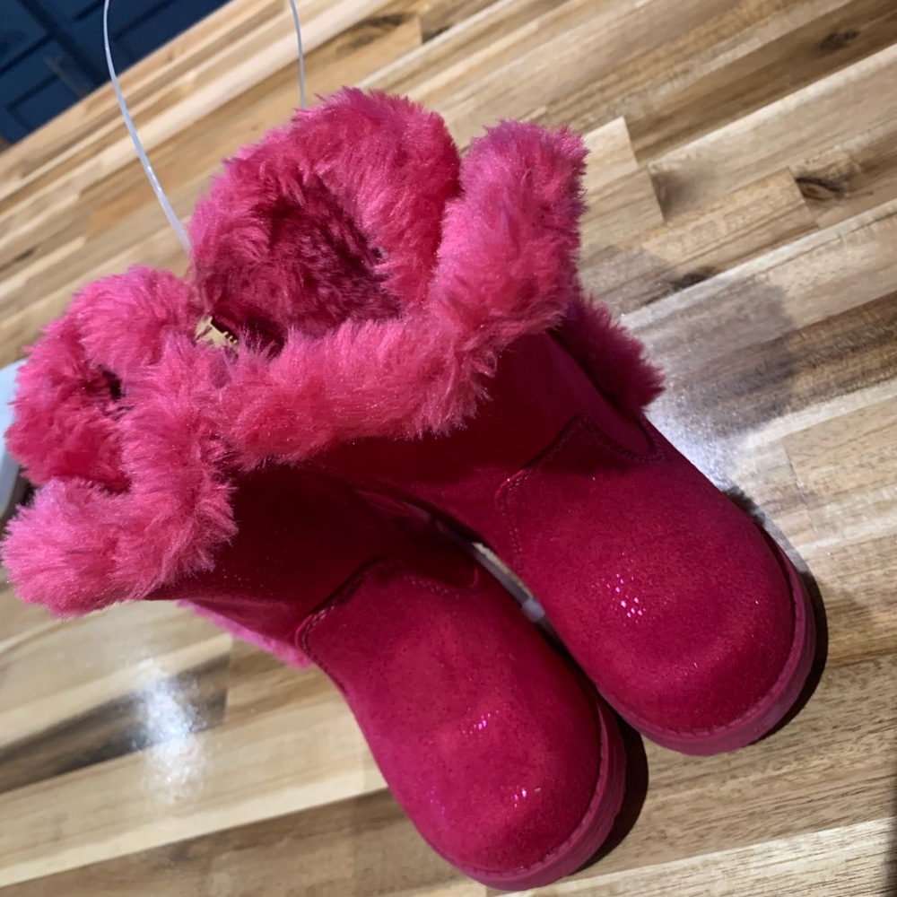 Cat & Jack Katrina Fleece Fur Fashion Boots